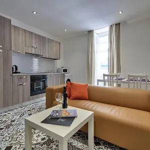 Appartement Central Two Bedroom, La Valette